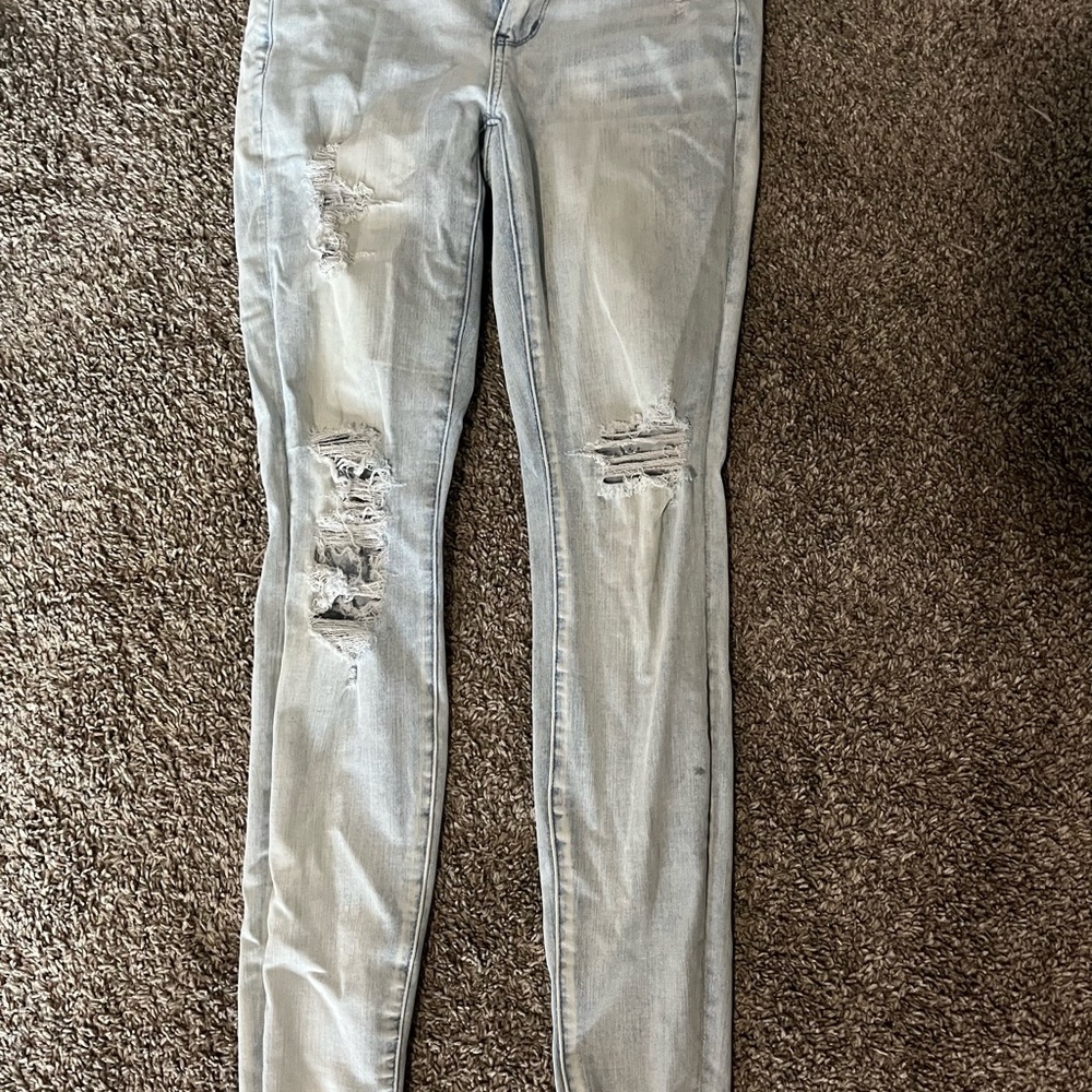 American Eagle Outfitters Light Blue Distressed Skinny Jeans
